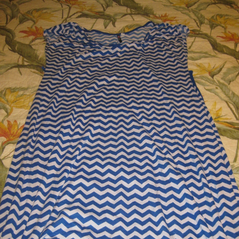 Extra Touch Maxi Dress